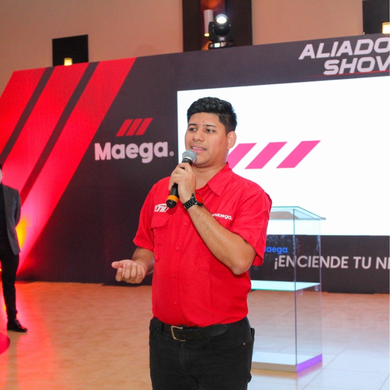 Andrik Santos — Business Intelligence Expert